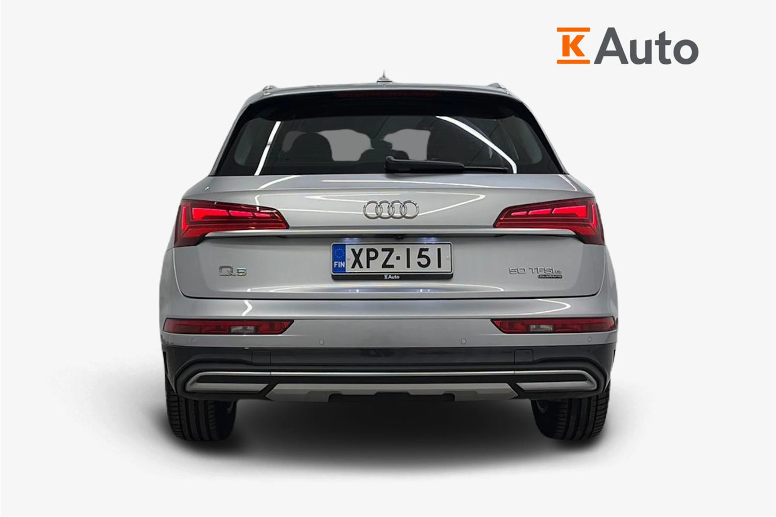 met. hopea Audi Q5 2021 kuva 3.