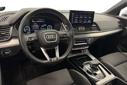 met. hopea Audi Q5 2021 kuva 6.