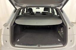 met. hopea Audi Q5 2021 kuva 10.