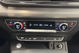 met. hopea Audi Q5 2021 kuva 20.