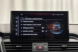 harmaa Audi Q5 2021 kuva 19.