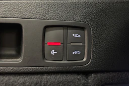 harmaa Audi Q5 2021 kuva 25.