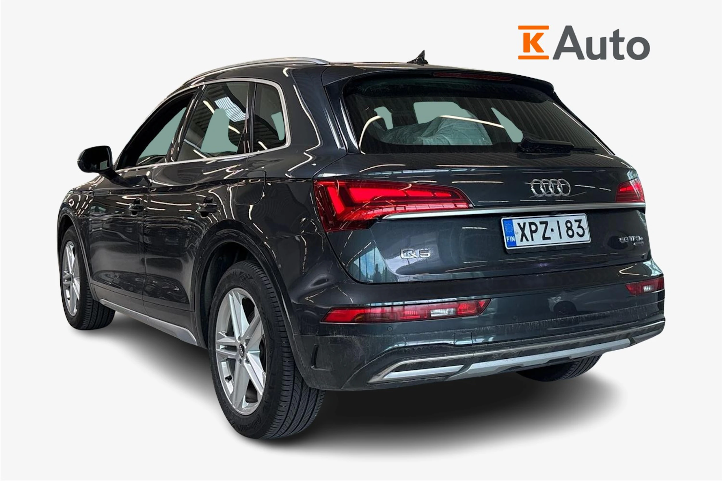 Harmaa Audi Q5 2021 kuva 2.