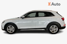 valkoinen Audi Q5 2021 kuva 7.