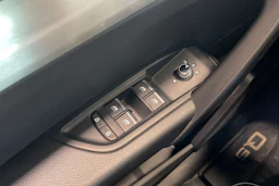 valkoinen Audi Q5 2021 kuva 30.