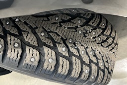 harmaa Audi Q5 2021 kuva 13.