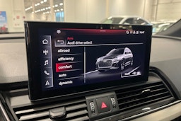 harmaa Audi Q5 2021 kuva 22.