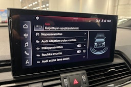 harmaa Audi Q5 2021 kuva 23.