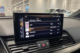 harmaa Audi Q5 2021 kuva 25.