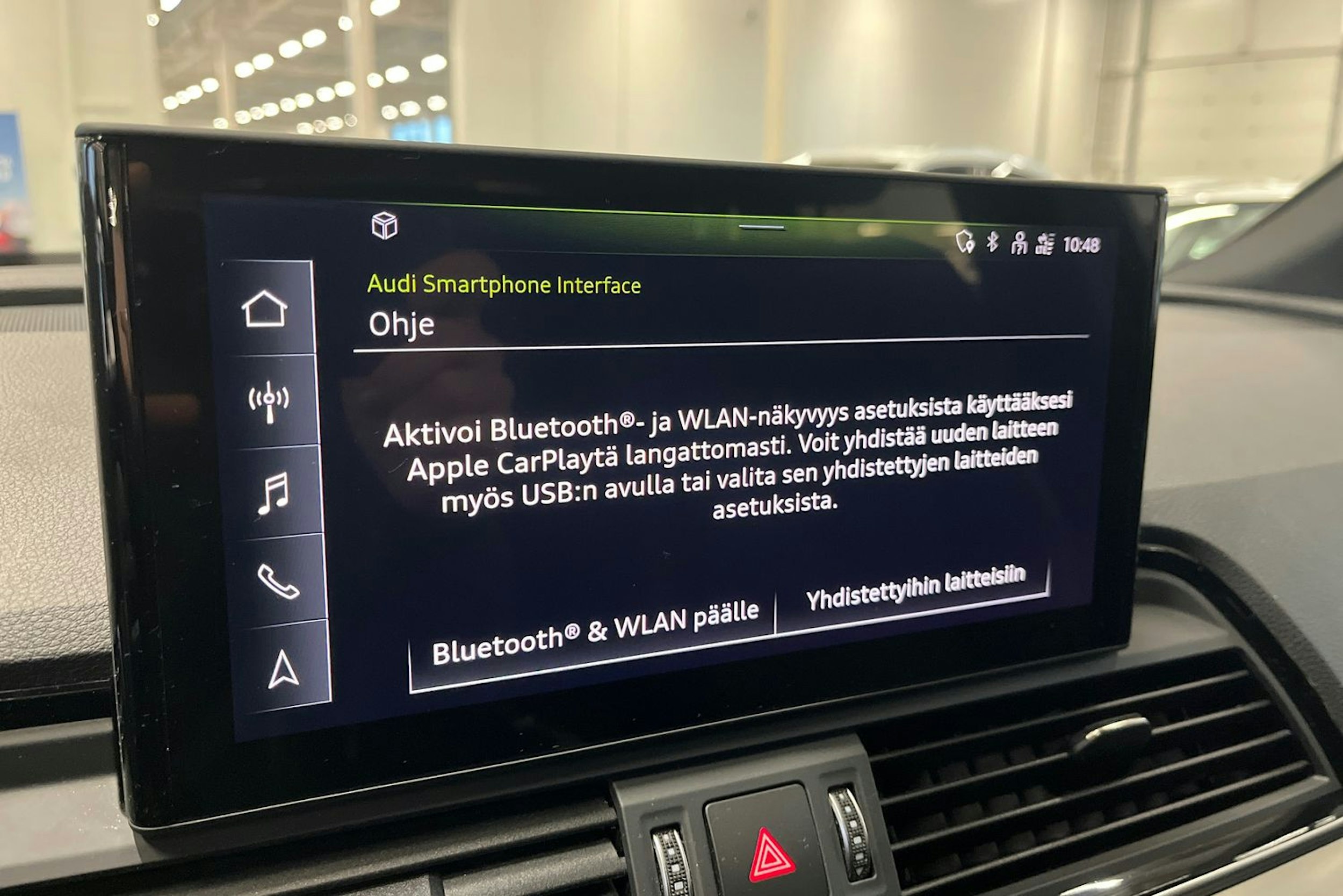 harmaa Audi Q5 2021 kuva 27.