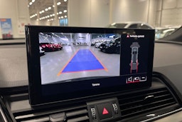 harmaa Audi Q5 2021 kuva 28.