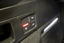 harmaa Audi Q5 2021 kuva 37.