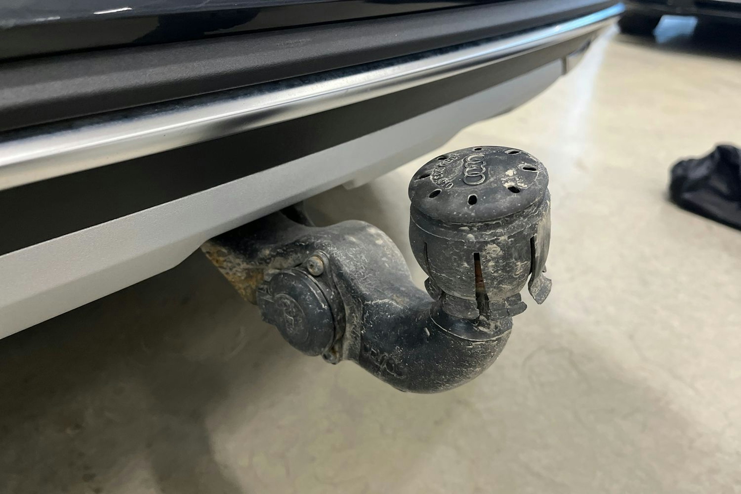 harmaa Audi Q5 2021 kuva 38.