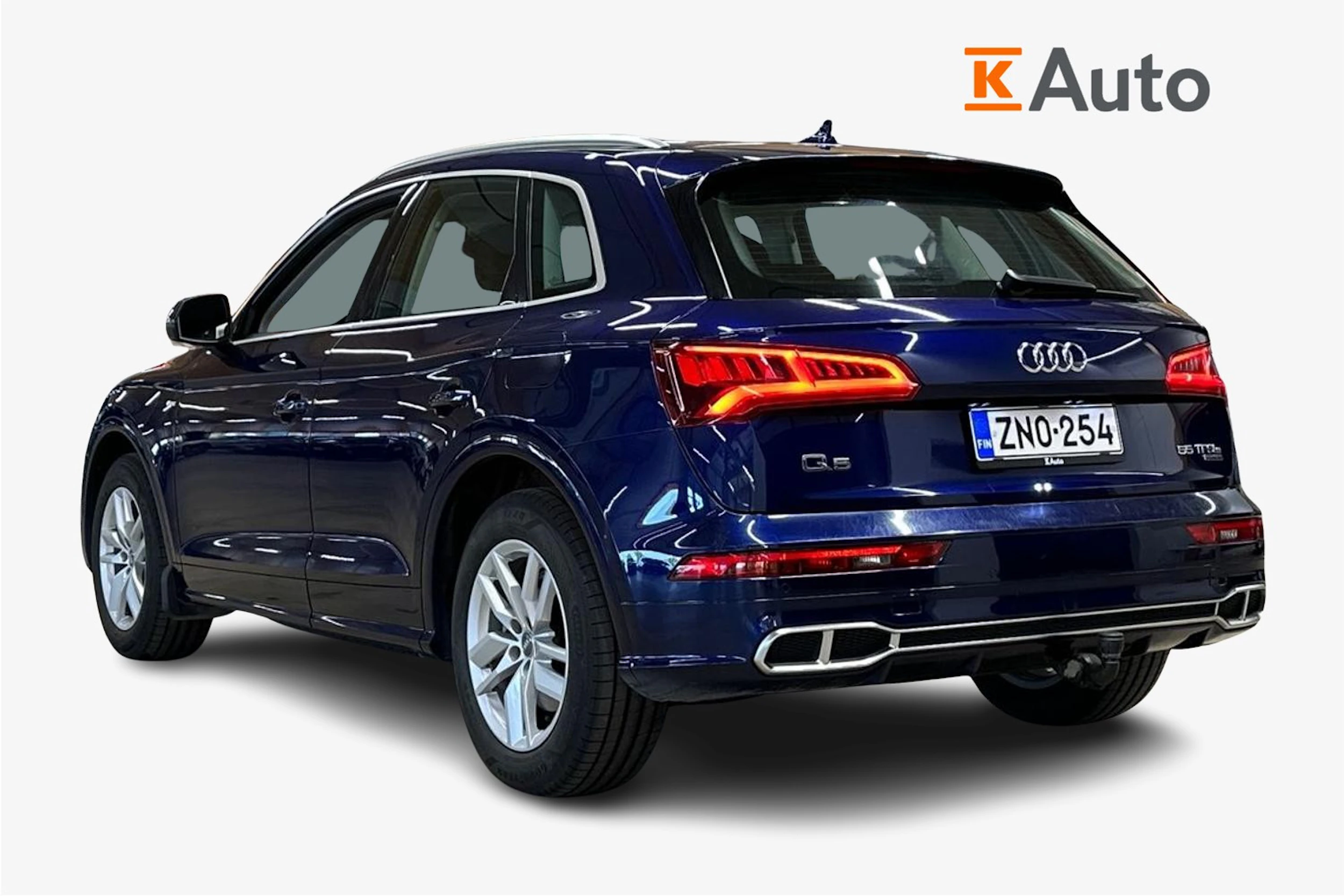 sininen Audi Q5 2021 kuva 2.