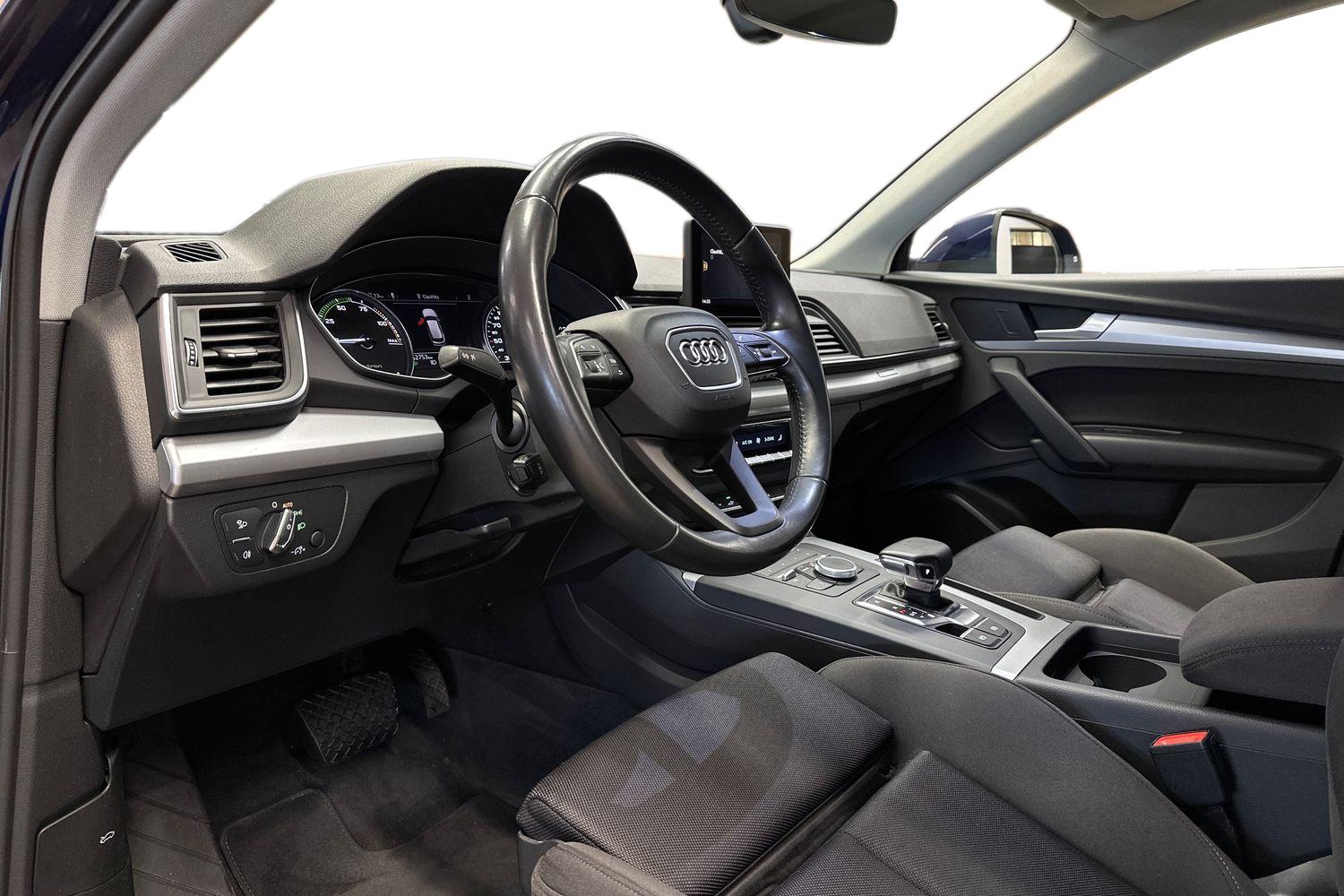 Audi Q5 2021, photo 6/26