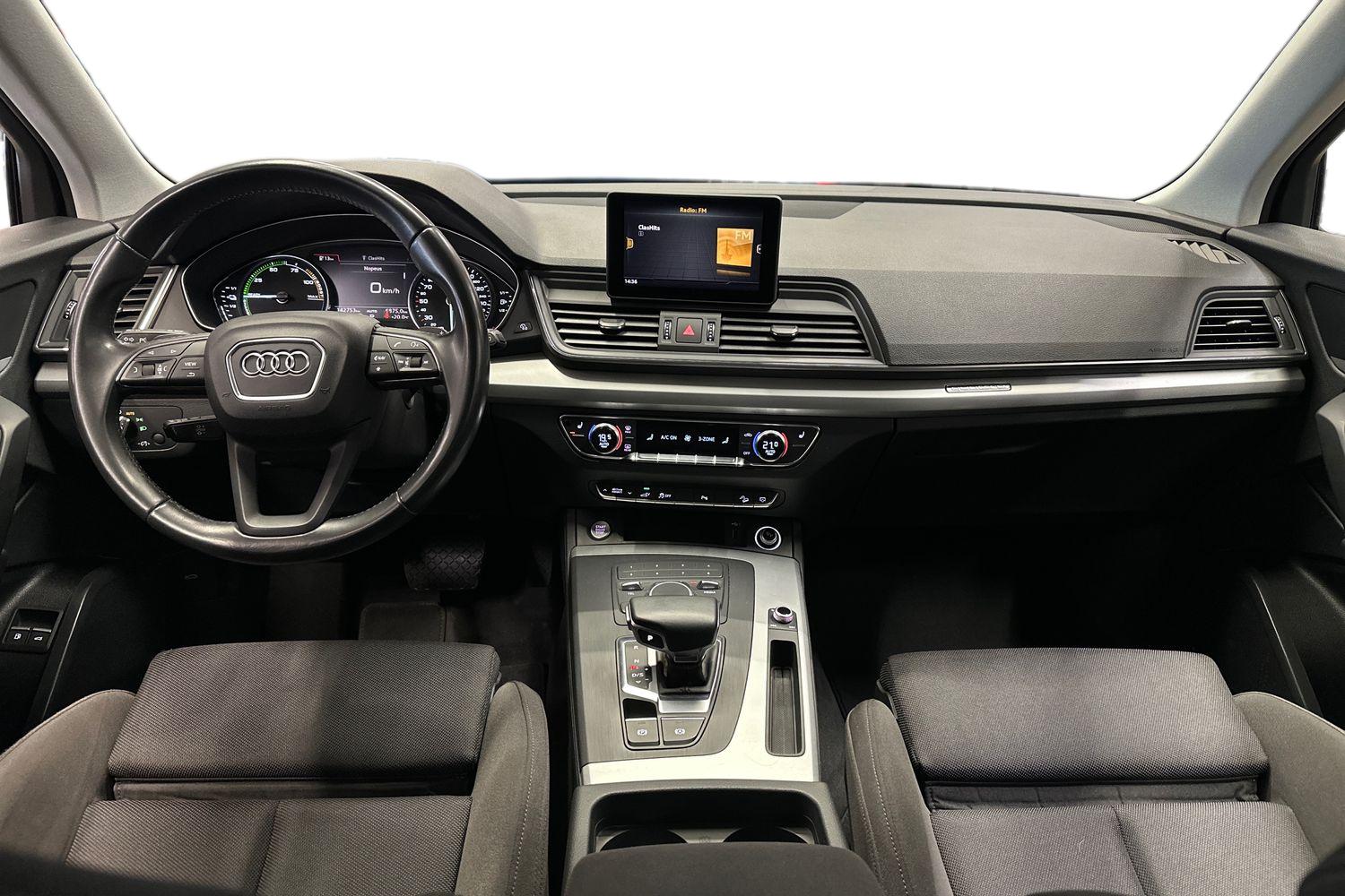 Audi Q5 2021, photo 7/26