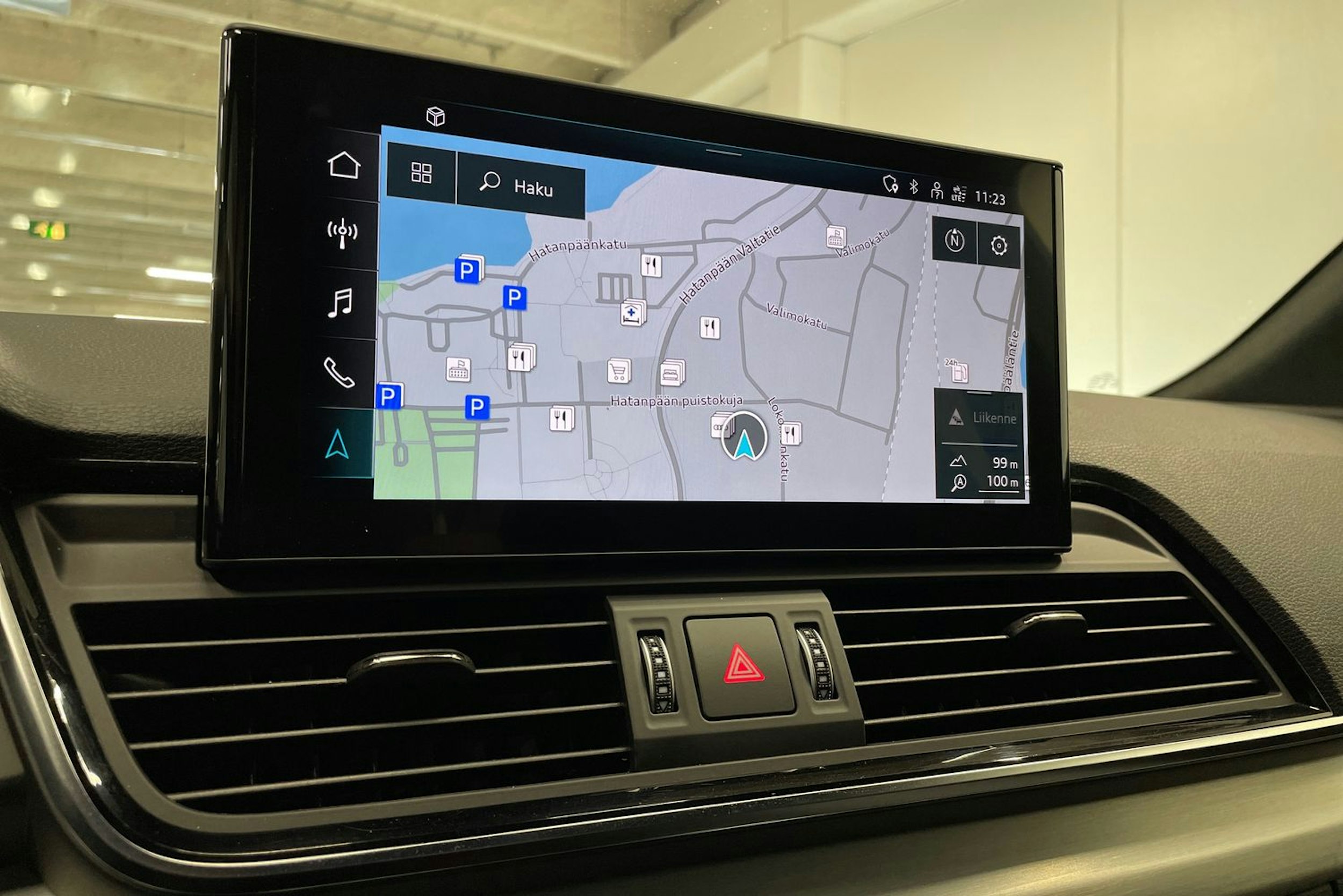 Valkoinen Audi Q5 2022 kuva 21.