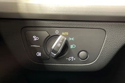 Valkoinen Audi Q5 2022 kuva 25.