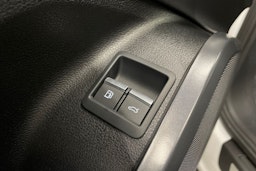 Valkoinen Audi Q5 2022 kuva 28.