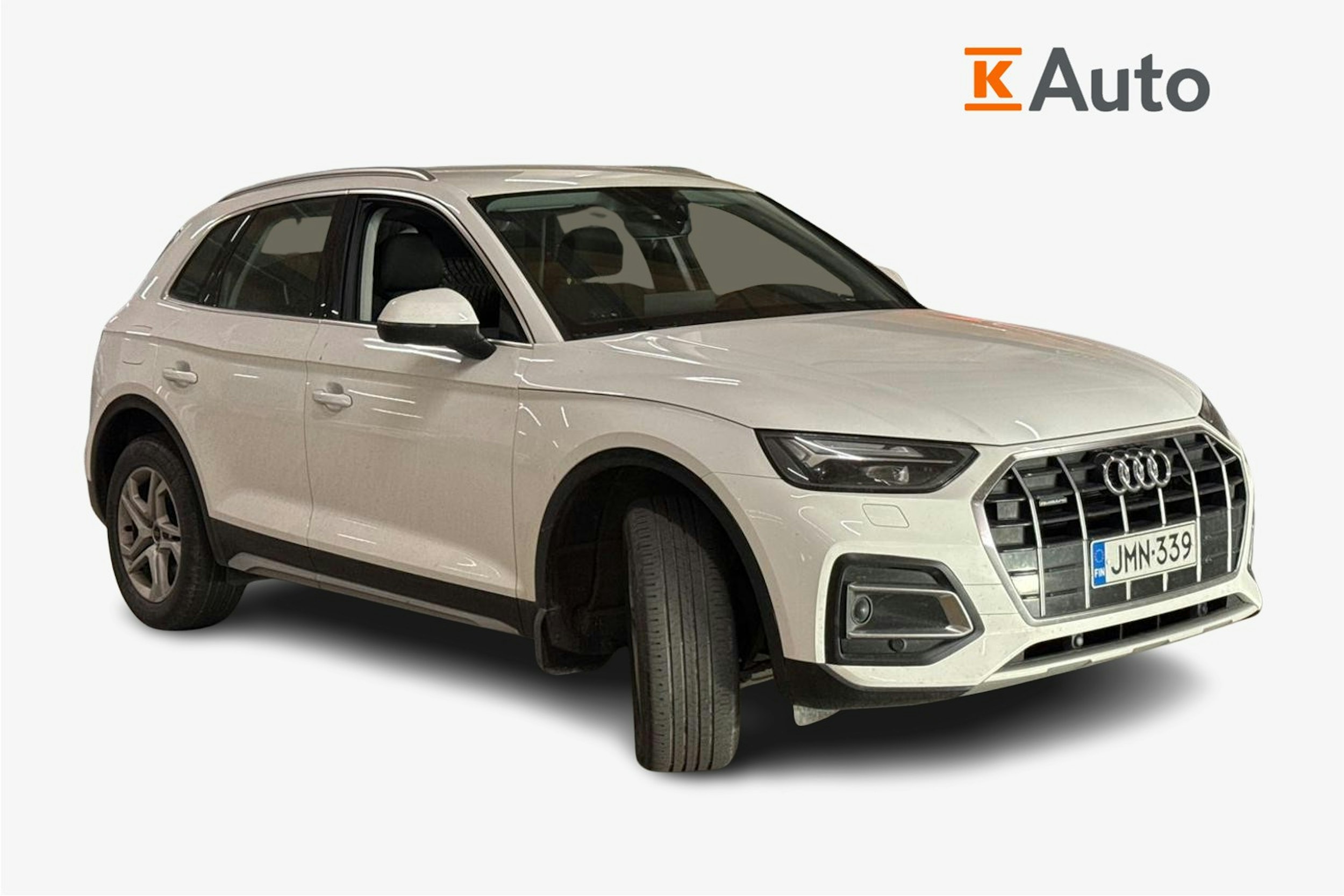 valkoinen Audi Q5 2022 kuva 1.