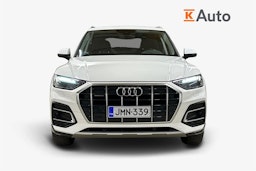 valkoinen Audi Q5 2022 kuva 5.