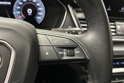 valkoinen Audi Q5 2022 kuva 30.