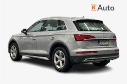 harmaa Audi Q5 2023 kuva 2.