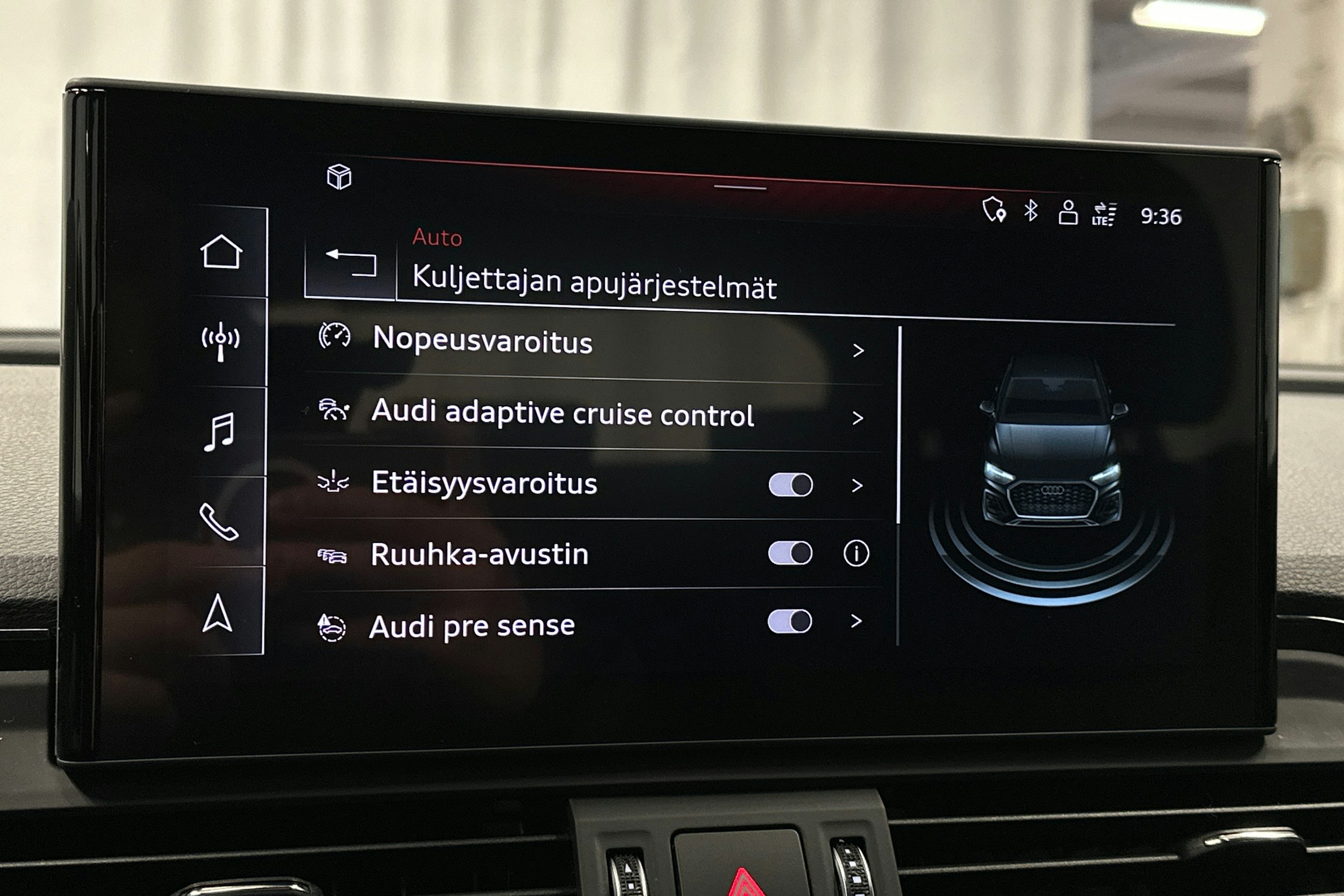 sininen Audi Q5 2022 kuva 27.