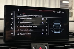 sininen Audi Q5 2022 kuva 28.