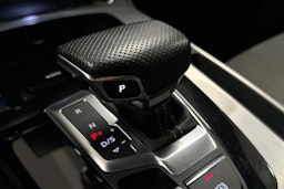 sininen Audi Q5 2022 kuva 31.