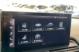 valkoinen Audi Q5 2022 kuva 25.