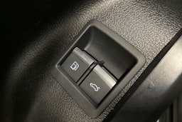 valkoinen Audi Q5 2022 kuva 39.