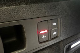 valkoinen Audi Q5 2022 kuva 41.