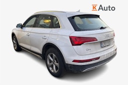 valkoinen Audi Q5 2022 kuva 2.