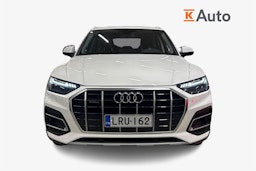 valkoinen Audi Q5 2023 kuva 5.