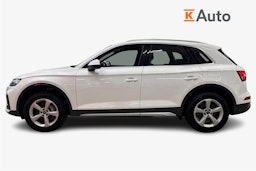 valkoinen Audi Q5 2023 kuva 6.