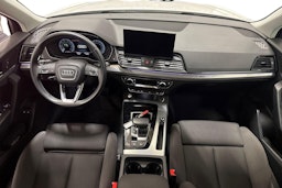 valkoinen Audi Q5 2023 kuva 9.