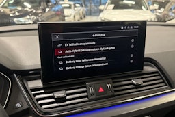 valkoinen Audi Q5 2023 kuva 24.