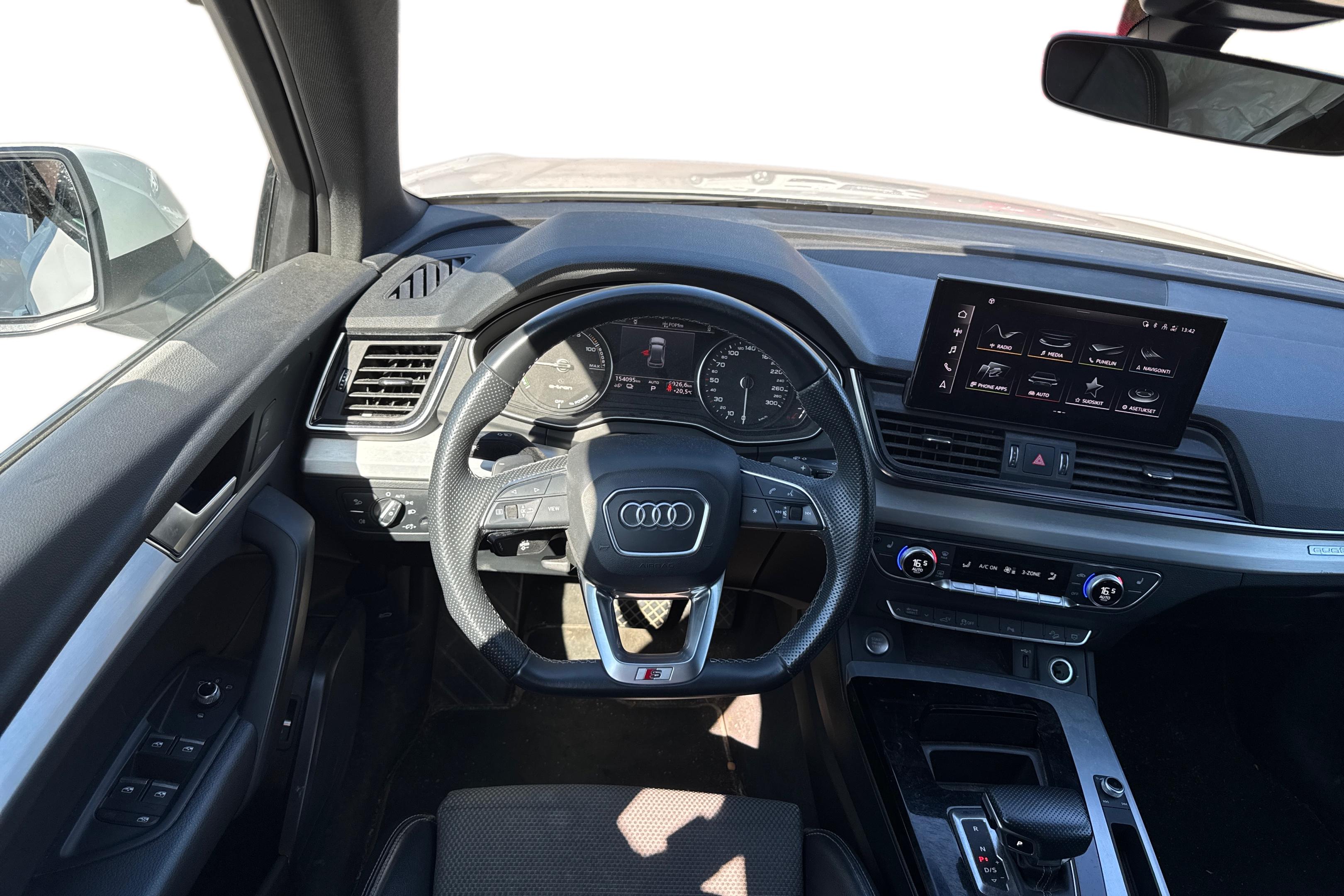Audi Q5 2022, photo 3/3