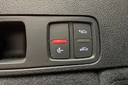 Valkoinen Audi Q5 2022 kuva 14.