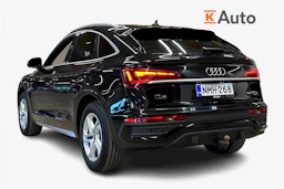 musta Audi Q5 2022 kuva 2.