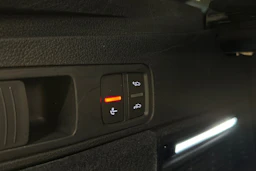 musta Audi Q5 2022 kuva 28.