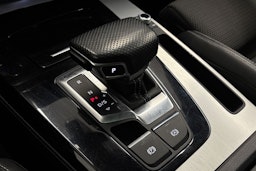 met. harmaa Audi Q5 2022 kuva 26.