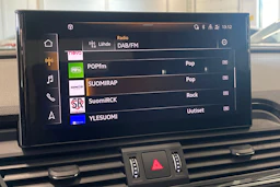 valkoinen Audi Q5 2022 kuva 24.