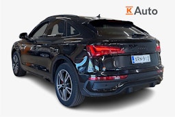 musta Audi Q5 2022 kuva 2.