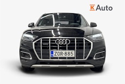 musta Audi Q5 2022 kuva 5.
