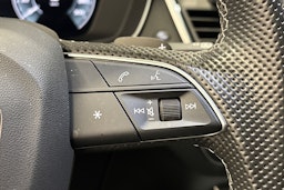 musta Audi Q5 2022 kuva 22.