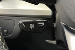 valkoinen Audi Q5 2023 kuva 20.