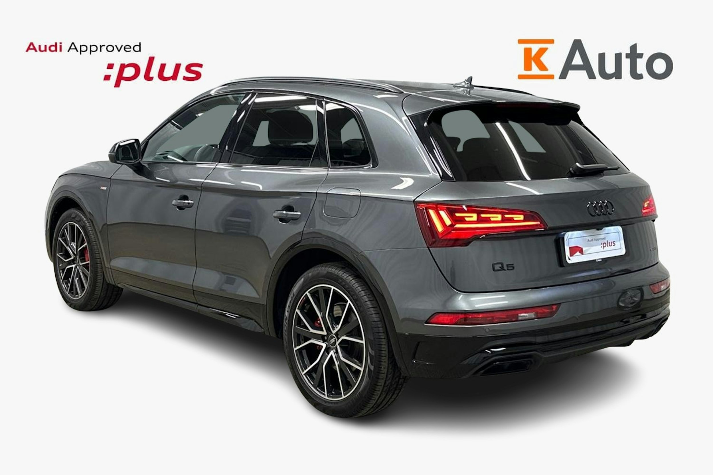 harmaa Audi Q5 2023 kuva 2.