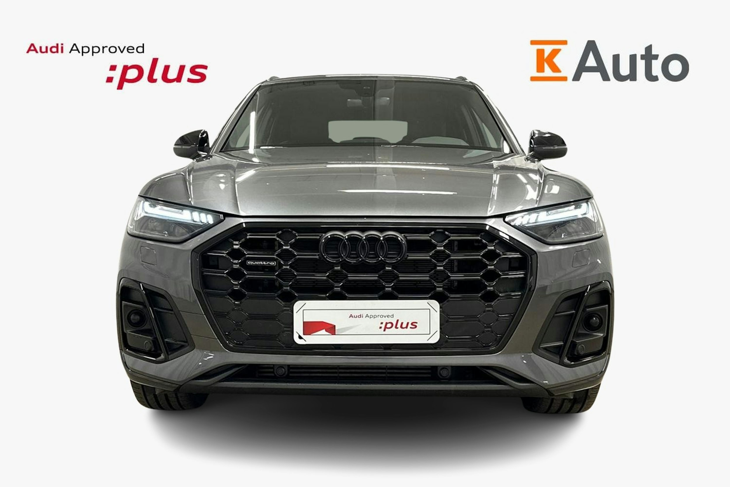 harmaa Audi Q5 2023 kuva 5.